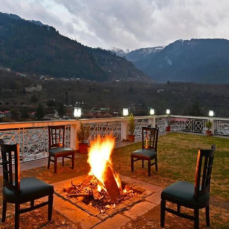 Mastiff Grand Manali Resort ภายนอก รูปภาพ