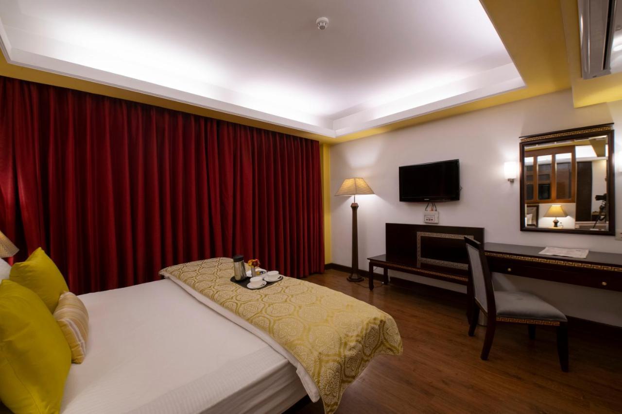 Mastiff Grand Manali Resort ภายนอก รูปภาพ