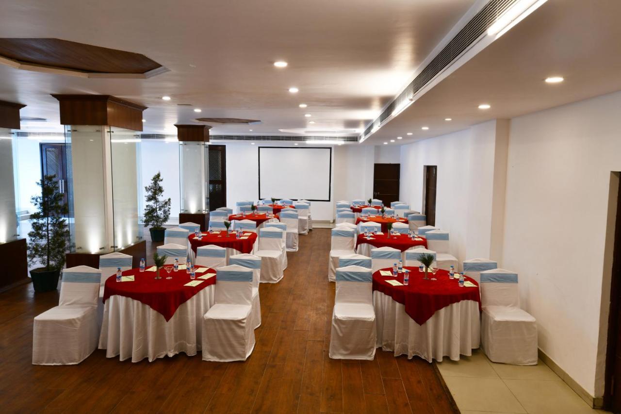 Mastiff Grand Manali Resort ภายนอก รูปภาพ