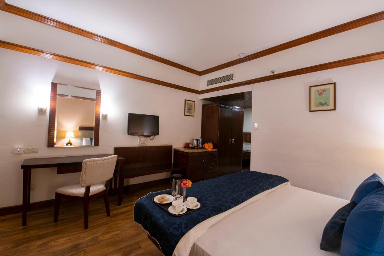Mastiff Grand Manali Resort ภายนอก รูปภาพ